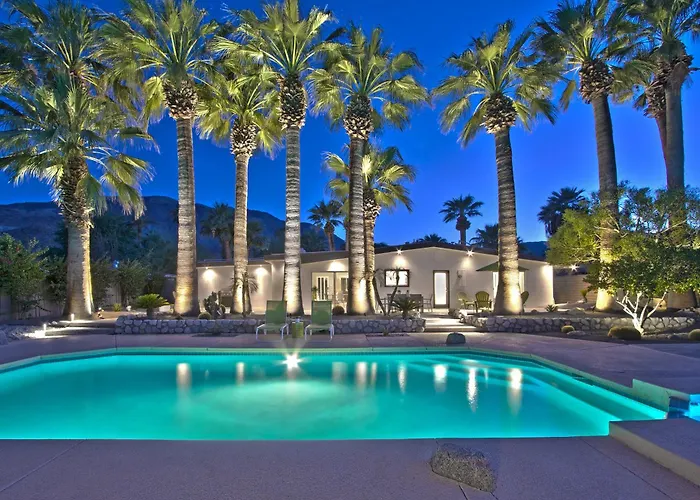 The Palm House - Magnesia Falls Cove Rm