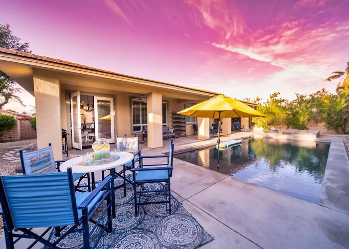 Rancho Mirage Gem - Private Pool Fireplace More